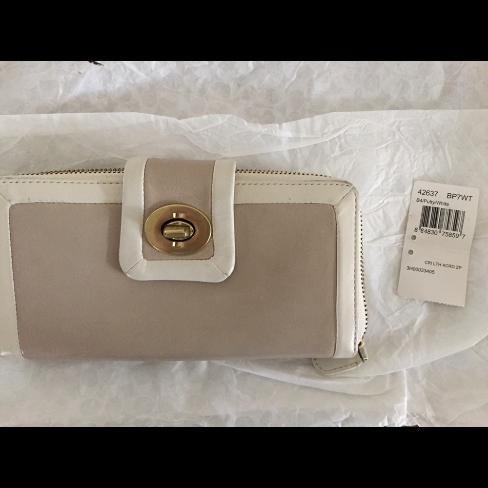 Authentic Coach Cricket Accordion Zip Wallet 42637